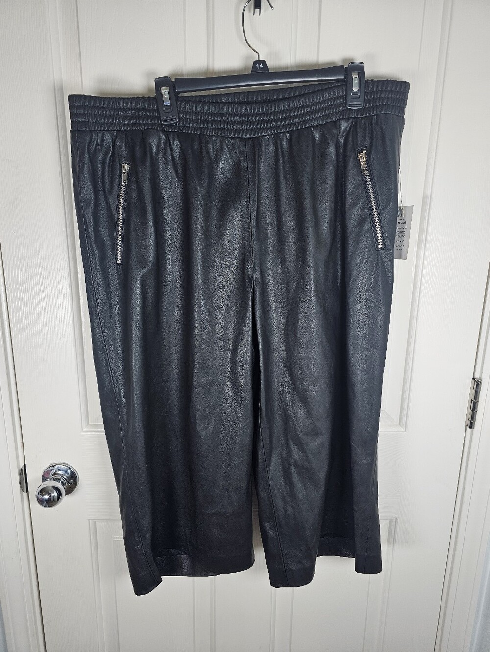Eloquii NWT Faux Leather Barrel Leg Ankle Pants Size 18W